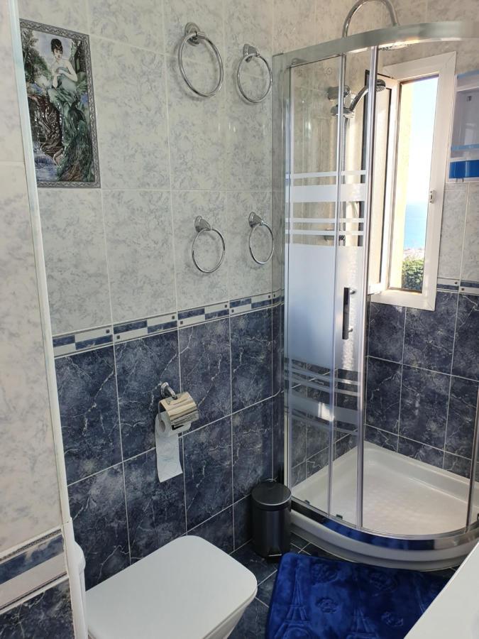 Iris Del Mar Apartment Benalmadena Bagian luar foto